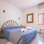 Guesthost - Seaview With Veranda Golfoaranci * Golfo Aranci