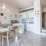 Guesthost - Seaview With Veranda Golfoaranci * Golfo Aranci