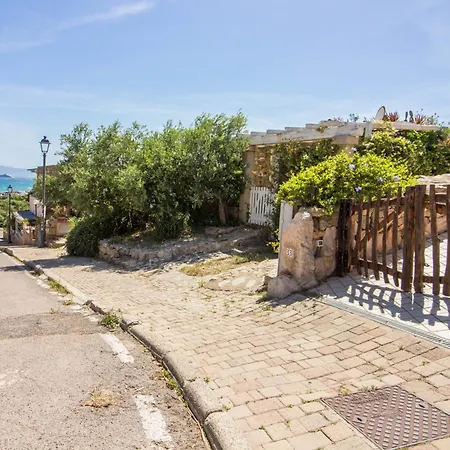 Appartement Guesthost - Seaview With Veranda Golfoaranci *