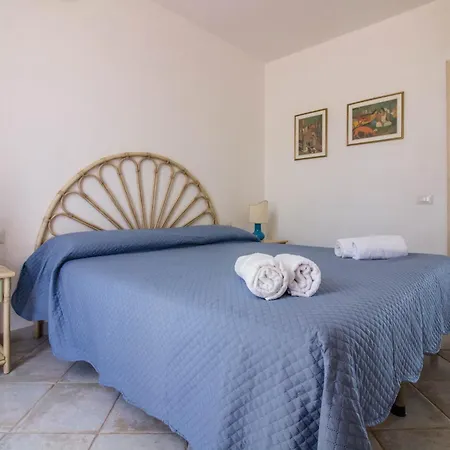 Guesthost - Seaview With Veranda Golfoaranci