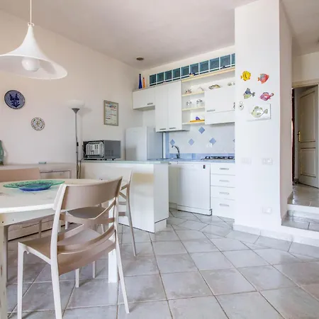 Guesthost - Seaview With Veranda Golfoaranci * Golfo Aranci