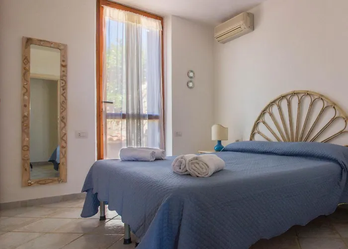 Daire Guesthost - Seaview With Veranda Golfoaranci Golfo Aranci